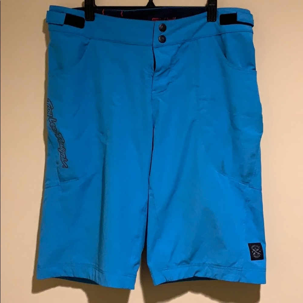 Skyline mountain-biking shorts